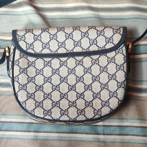 Vintage authentic Gucci Blue/Beige and Navy Blue Crossbody Bag - Picture 2 of 9